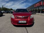 Toyota Avensis 2011 Punainen