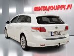 Toyota Avensis 2011 Valkoinen