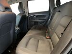 Volvo V70 2011 Musta