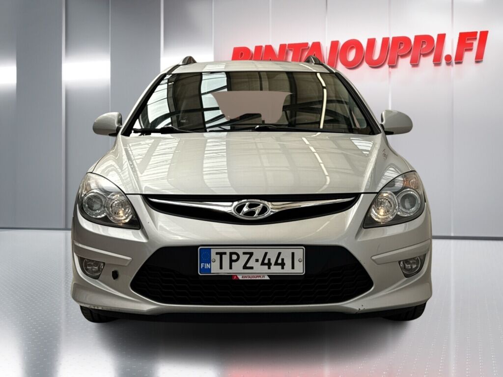 Hyundai i30 2011 Hopea