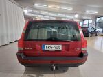 Volvo V70 2004 Punainen