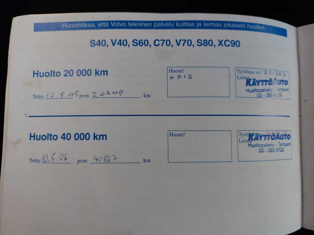 Volvo V70 2004 Punainen