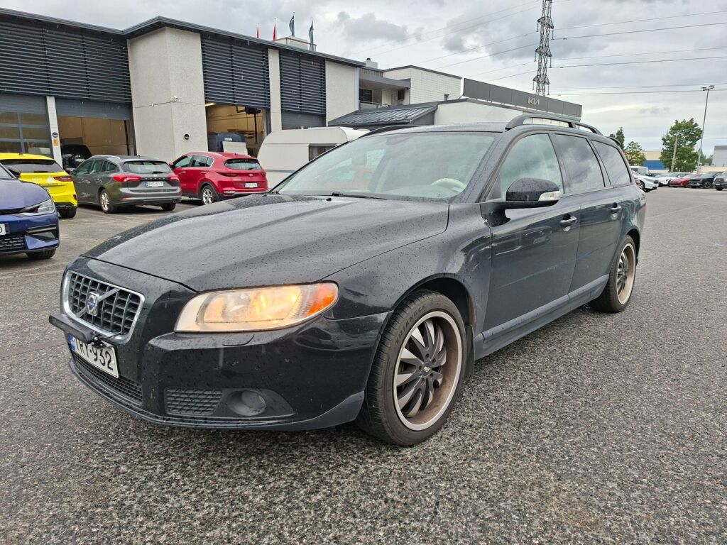 Volvo V70 2008 Musta