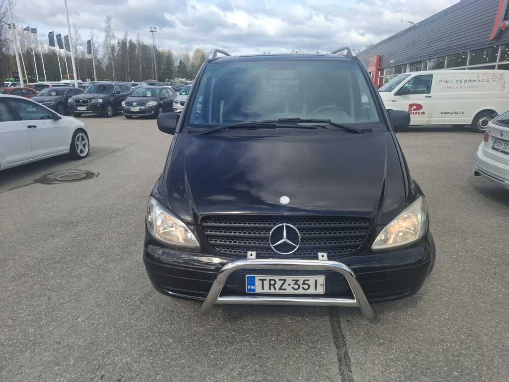 Mercedes-Benz Vito 2010 Musta