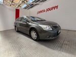 Toyota Avensis 2010 Vihreä