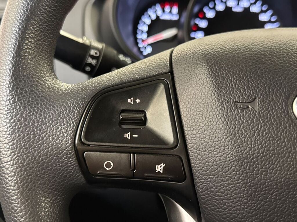Kia Rio 2012 Ruskea (beige)
