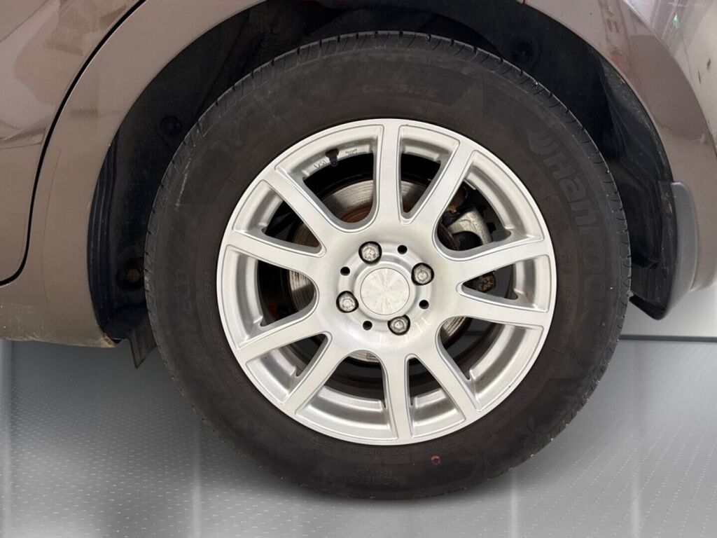 Kia Rio 2012 Ruskea (beige)