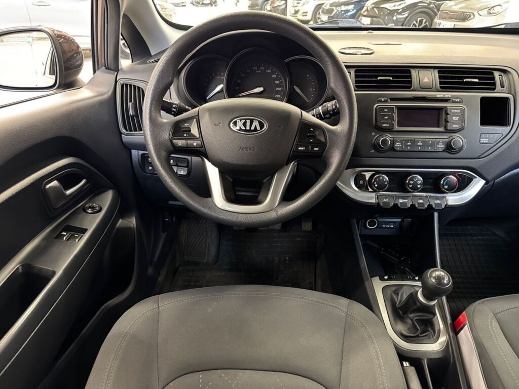 Kia Rio 2012 Ruskea (beige)