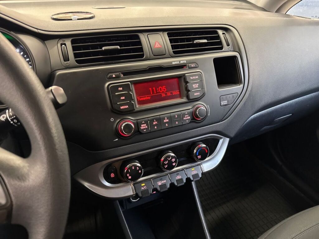 Kia Rio 2012 Ruskea (beige)