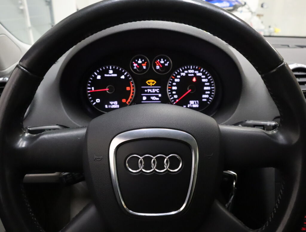 Audi A3 2010 Musta