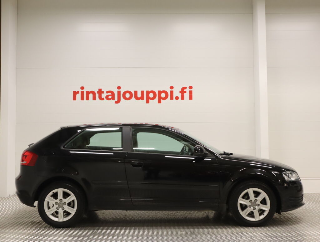 Audi A3 2010 Musta