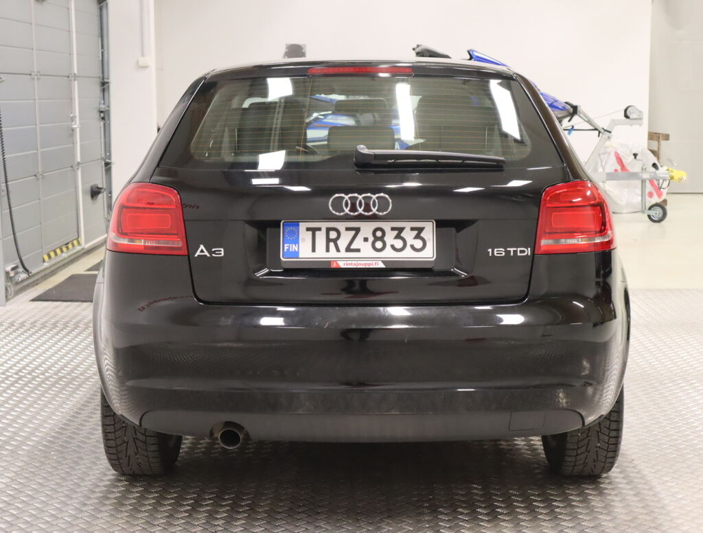 Audi A3 2010 Musta