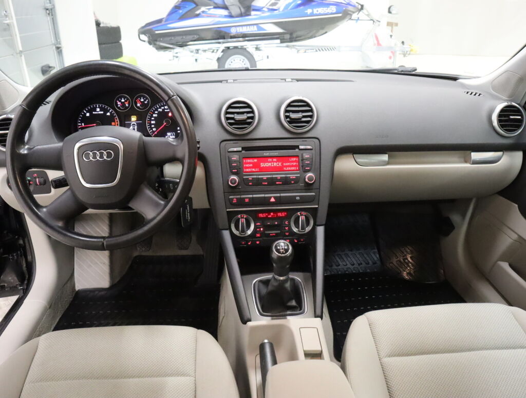 Audi A3 2010 Musta