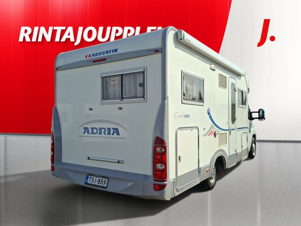 Adria Coral Plus 650 SP 2007 Valkoinen