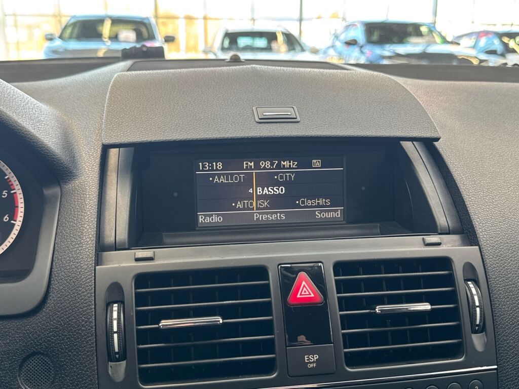 Mercedes-Benz C 2008 Musta