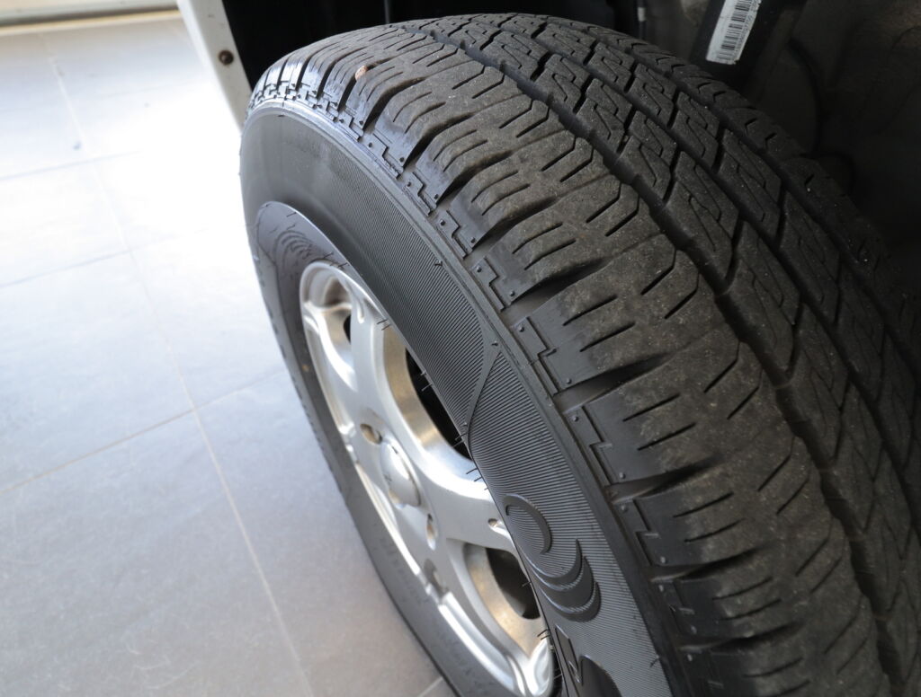 Hobby TOSCANA D 650 FLC 2008 Valkoinen