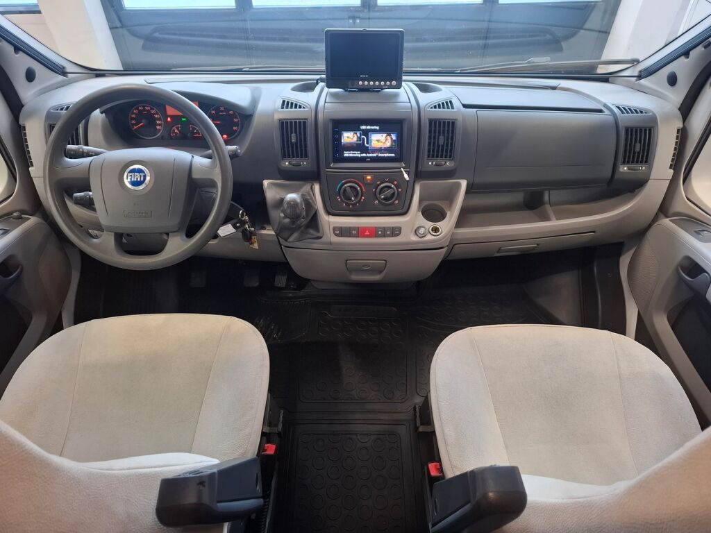 Hobby TOSCANA D 650 FLC 2008 Valkoinen