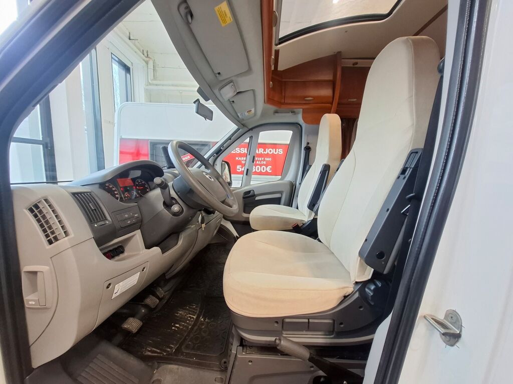 Hobby TOSCANA D 650 FLC 2008 Valkoinen