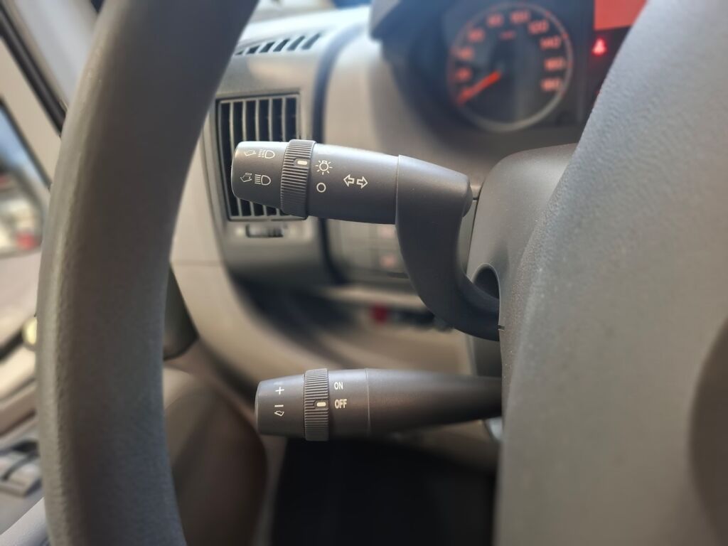 Hobby TOSCANA D 650 FLC 2008 Valkoinen