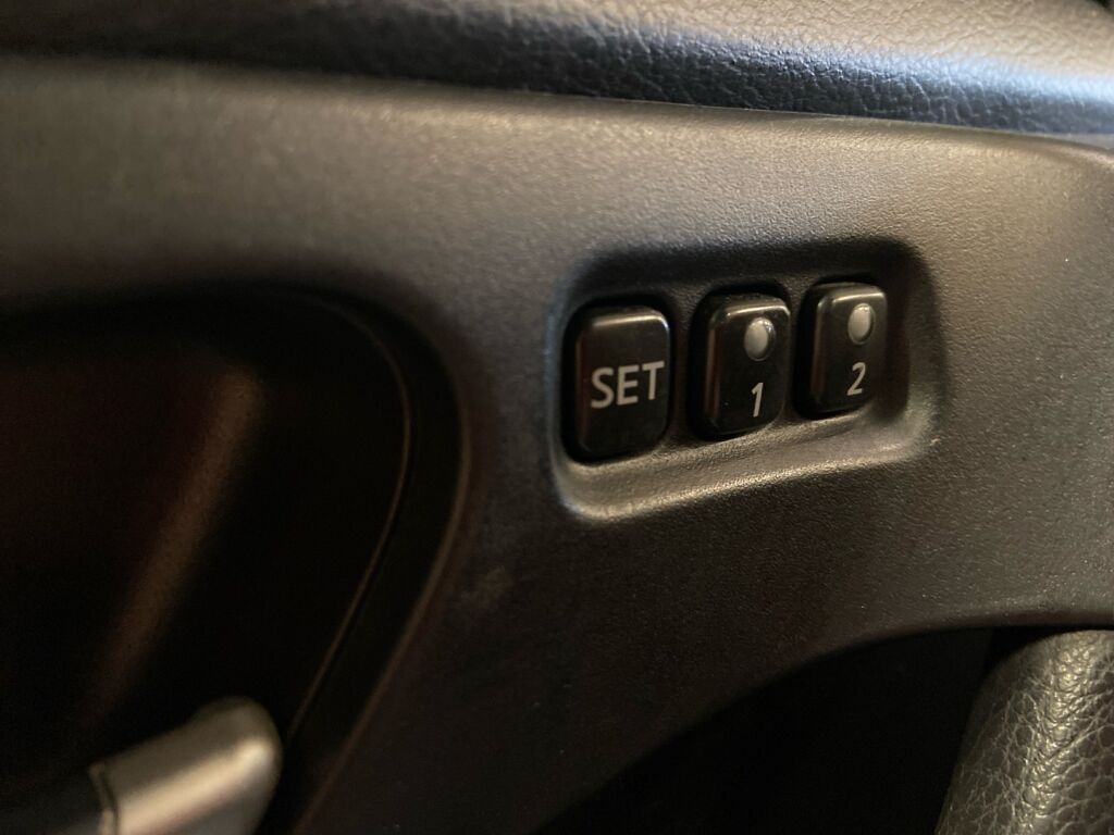 Nissan Murano 2008 Keltainen