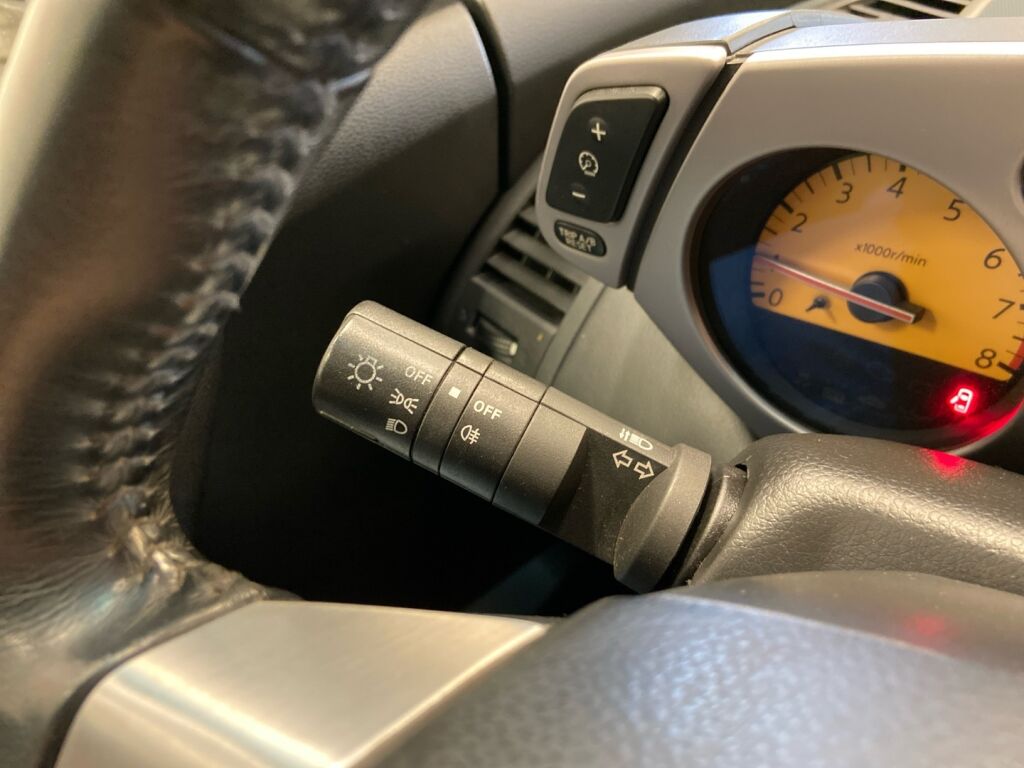 Nissan Murano 2008 Keltainen