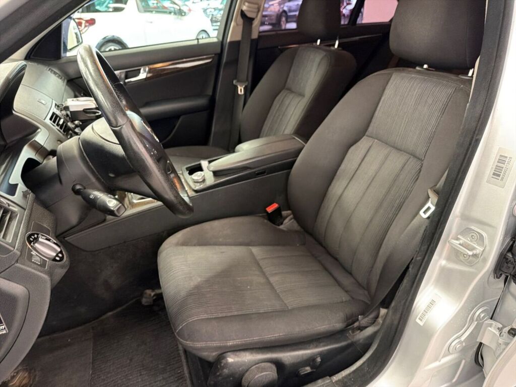 Mercedes-Benz C 2007 Hopea
