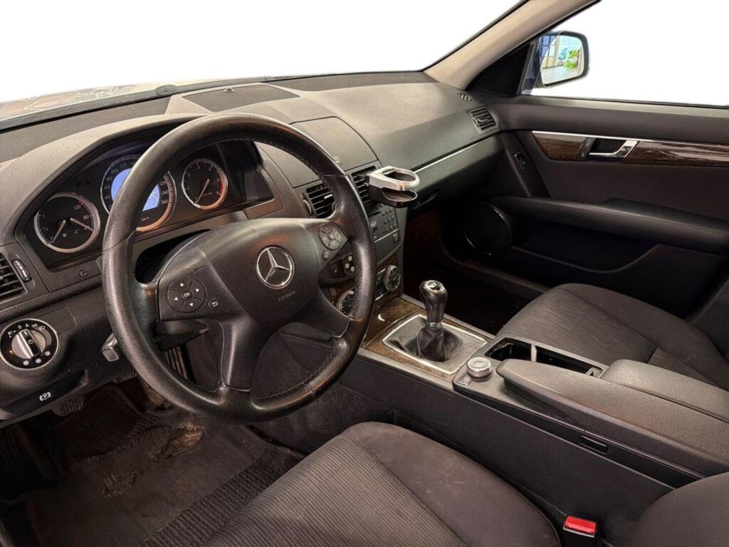 Mercedes-Benz C 2007 Hopea