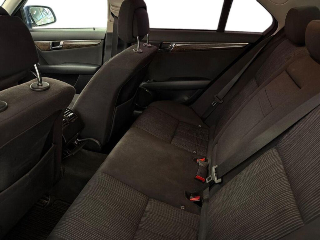 Mercedes-Benz C 2007 Hopea