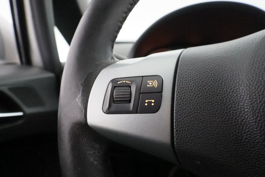 Opel Corsa 2008 Hopea