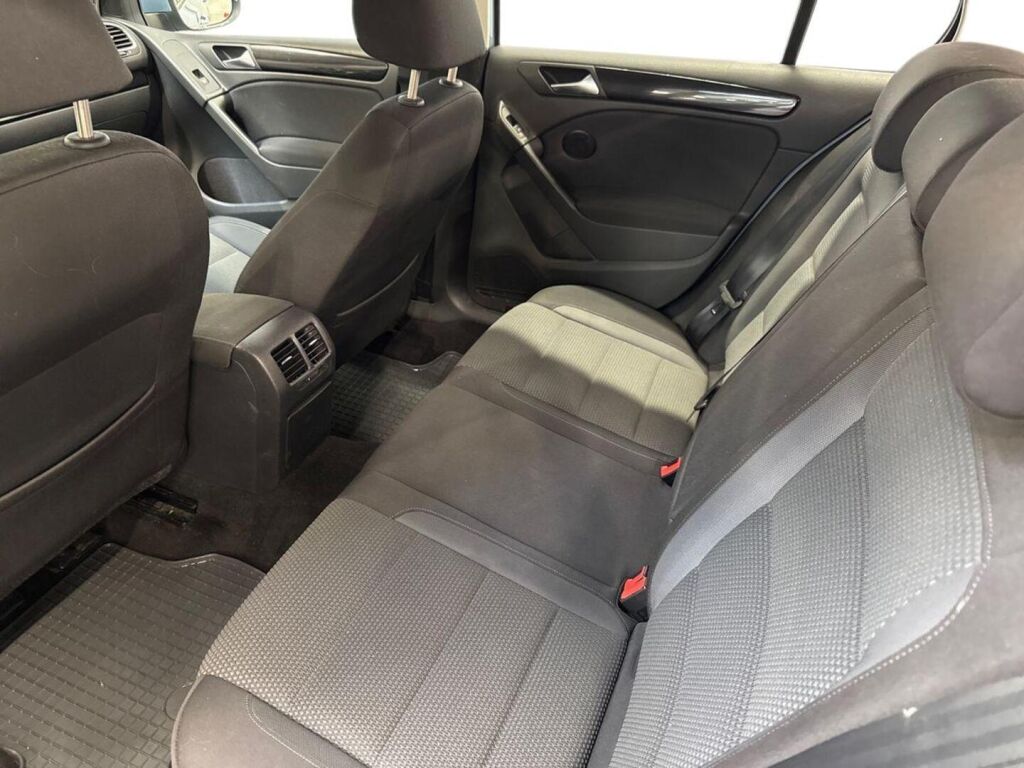 Volkswagen Golf 2009 Sininen