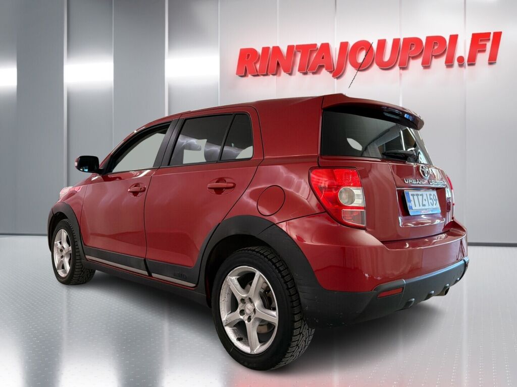 Toyota Urban Cruiser 2010 Punainen