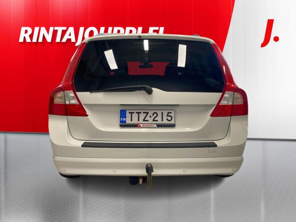Volvo V70 2,4D Momentum aut 2010, photo 6/29