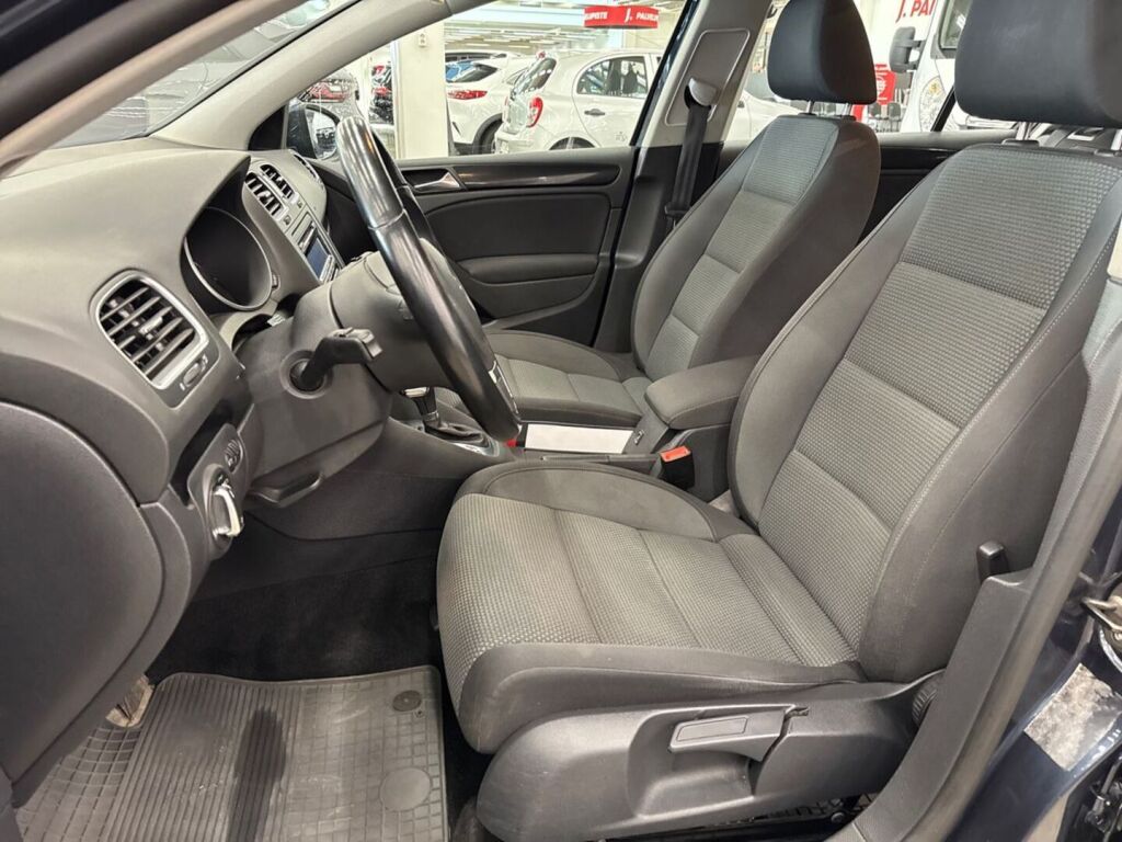 Volkswagen Golf 2010 Sininen