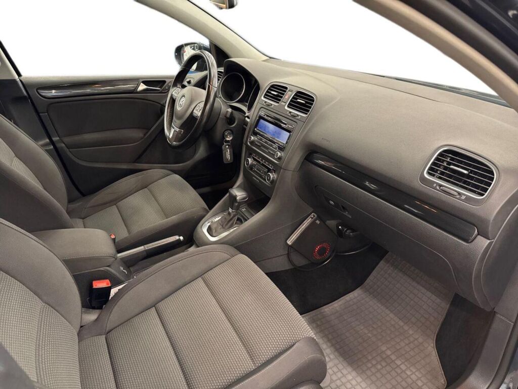 Volkswagen Golf 2010 Sininen