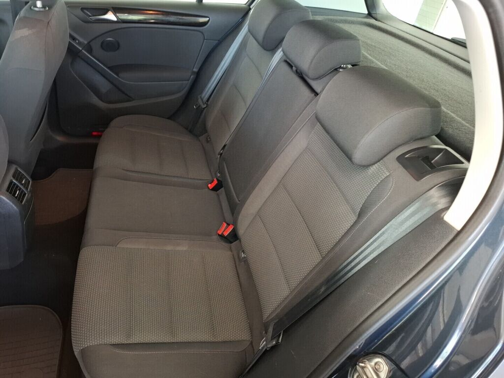 Volkswagen Golf 2010 Sininen