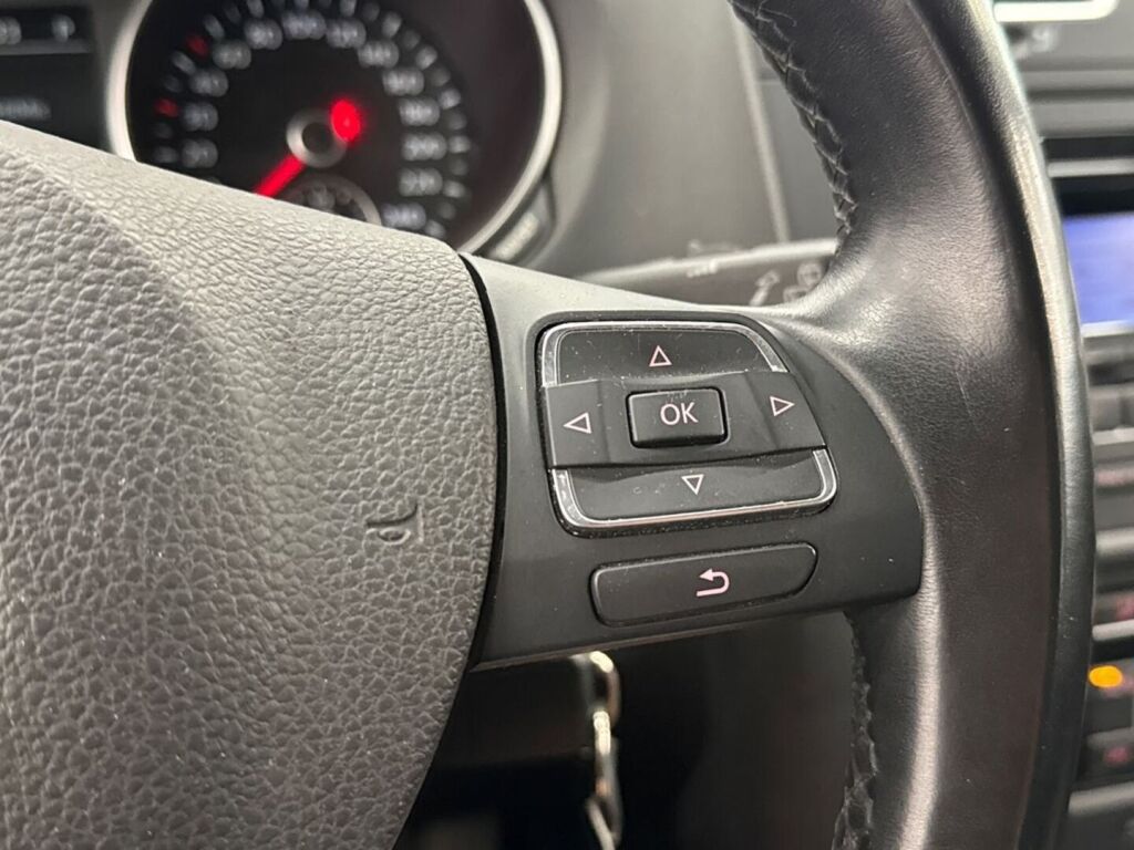 Volkswagen Golf 2010 Sininen