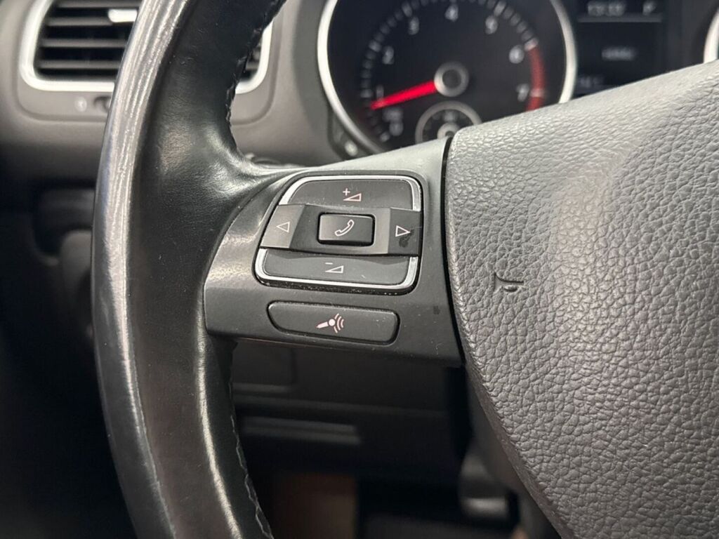 Volkswagen Golf 2010 Sininen