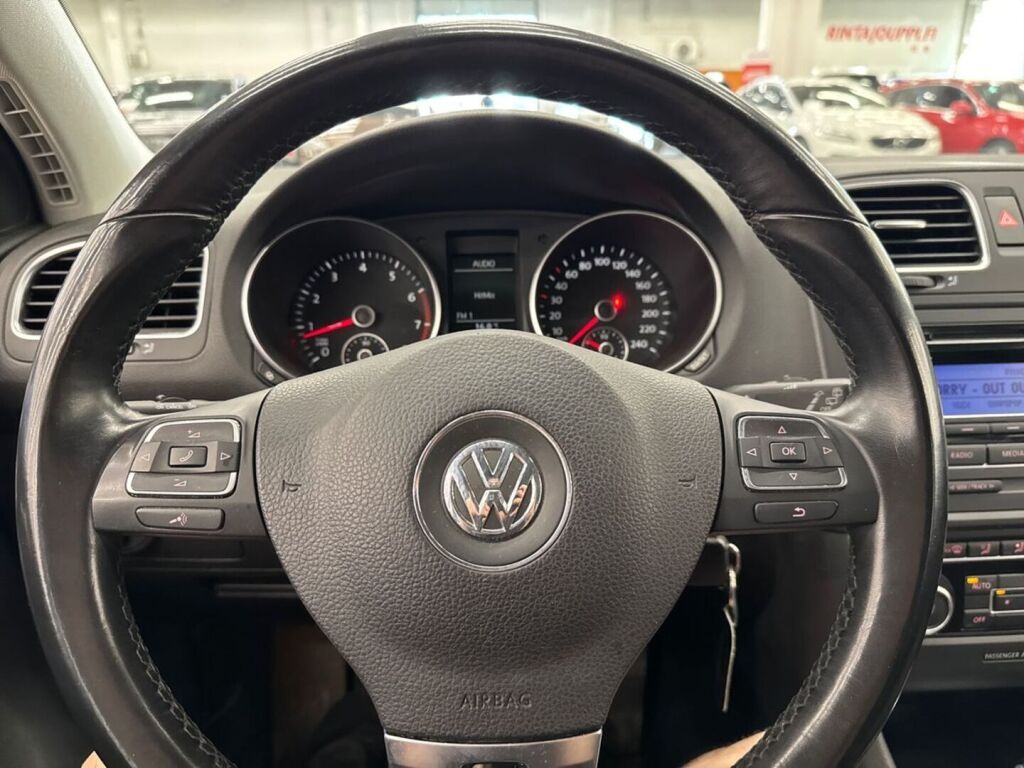 Volkswagen Golf 2010 Sininen