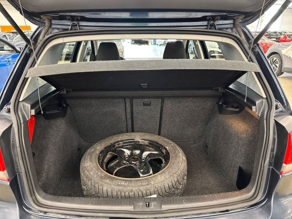 Volkswagen Golf 2010 Sininen