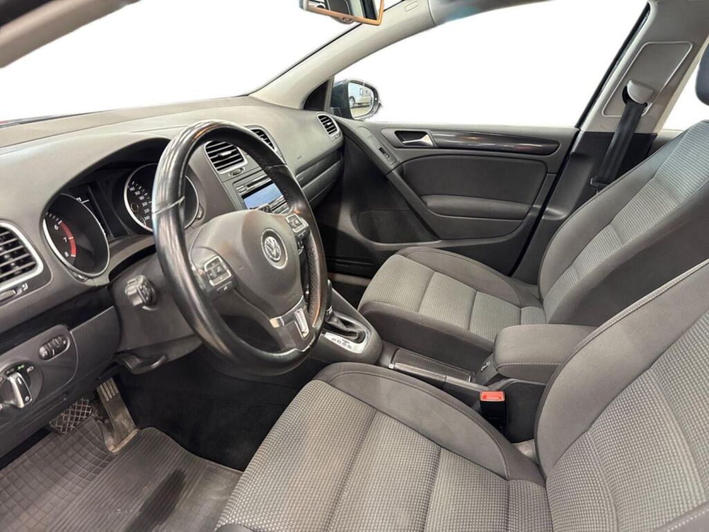 Volkswagen Golf 2010 Sininen