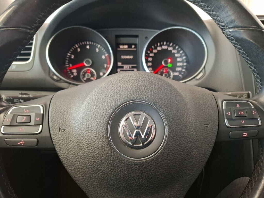 Volkswagen Golf 2010 Sininen