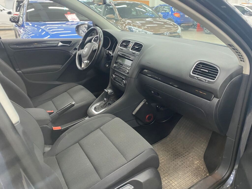 Volkswagen Golf 2010 Sininen