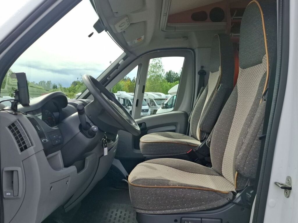 Dethleffs Advantage T6501 B 2010 Valkoinen