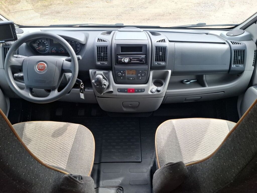 Dethleffs Advantage T6501 B 2010 Valkoinen