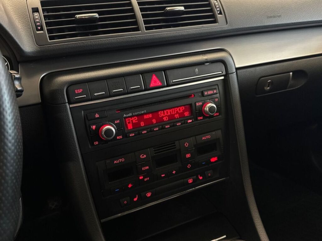 Audi A4 2006 Punainen