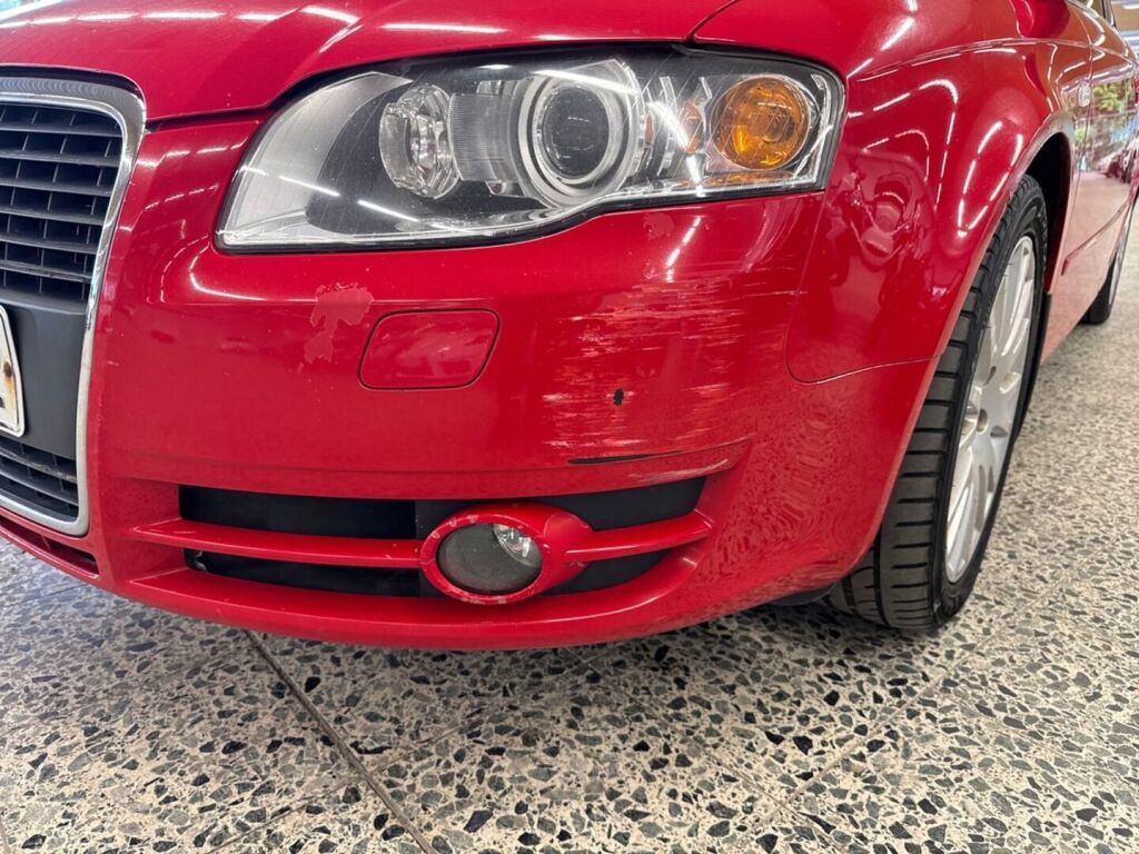 Audi A4 2006 Punainen
