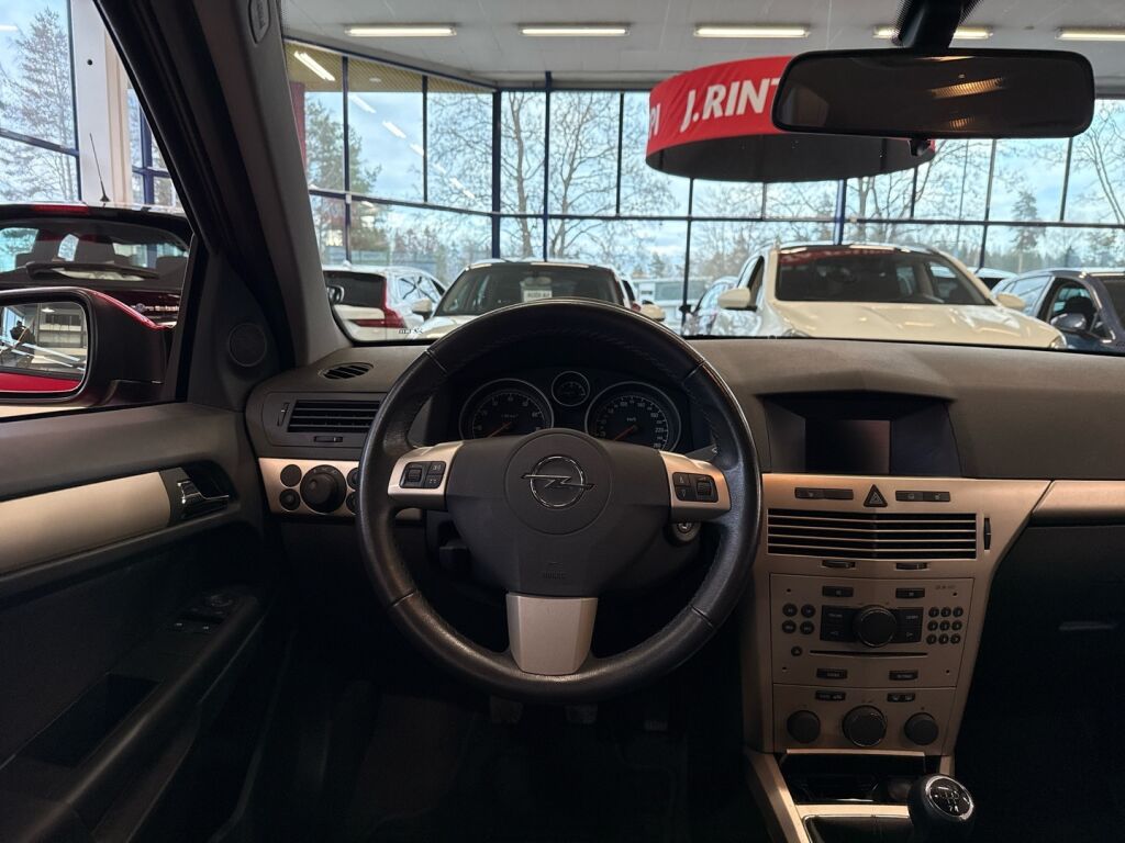 Opel Astra 2009 Punainen