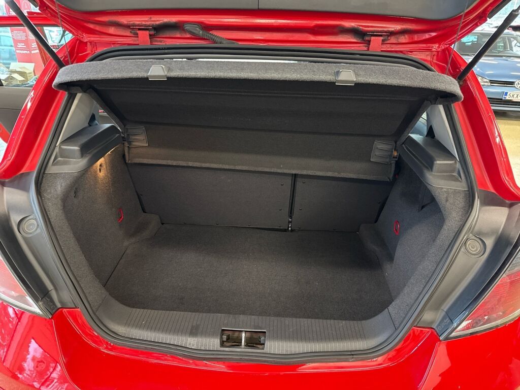 Opel Astra 2009 Punainen