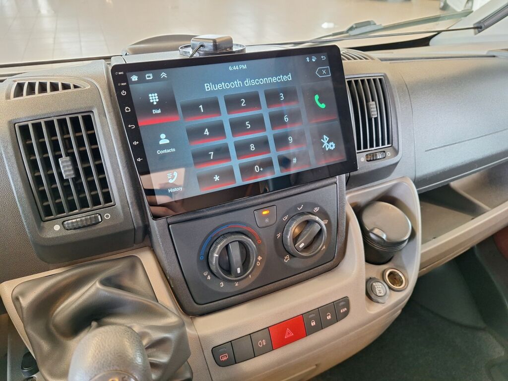 Pössl 2 WIN 600 2009 Oranssi