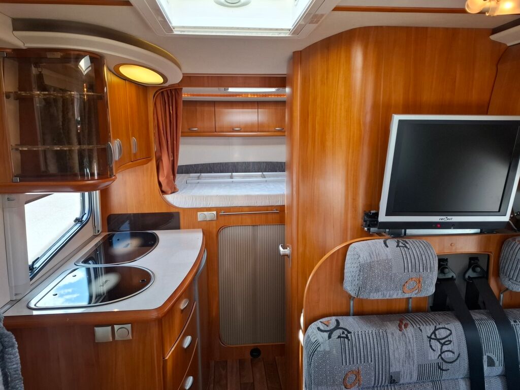 Hobby T500 GFSC Exclusive 2009 Valkoinen